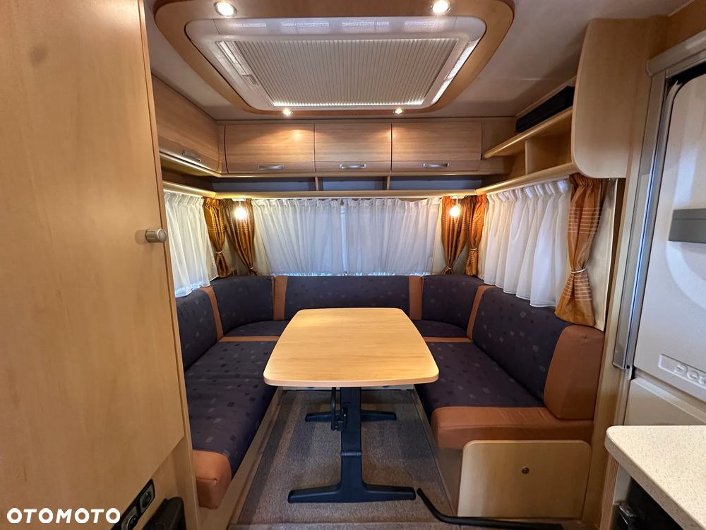Dethleffs 510 CAMPER z napędem i przedsionkiem pompowanym !!! - 9