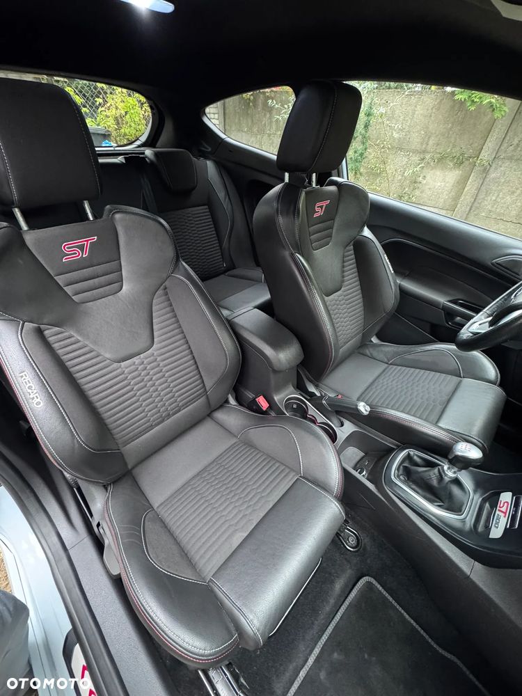Ford Fiesta ST200 - 34