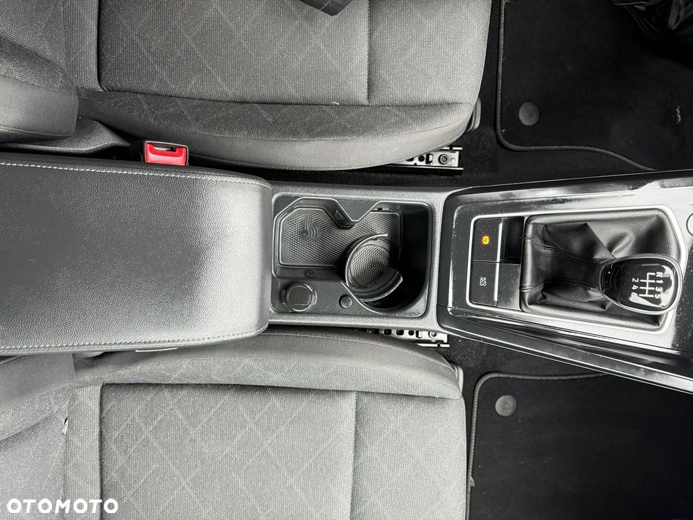 Volkswagen Golf 1.5 TSI EVO Life - 16