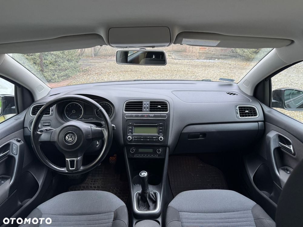 Volkswagen Polo - 8