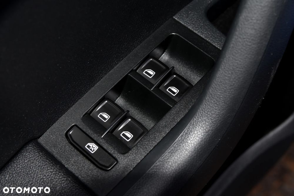 Skoda Octavia 2.0 TDI Style DSG - 24