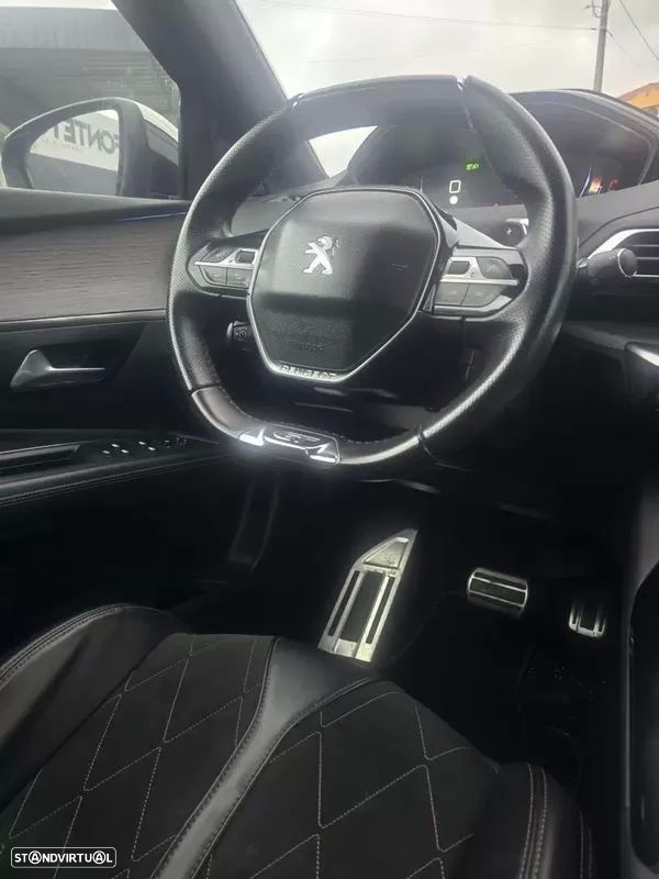 Peugeot 3008 2.0 BlueHDi GT EAT8 - 13