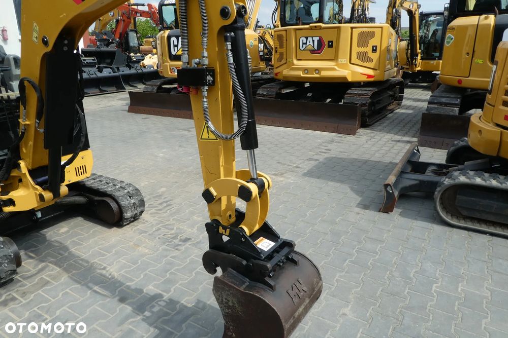 Caterpillar 301,8C PODWOZIE ROSUWANE - 8