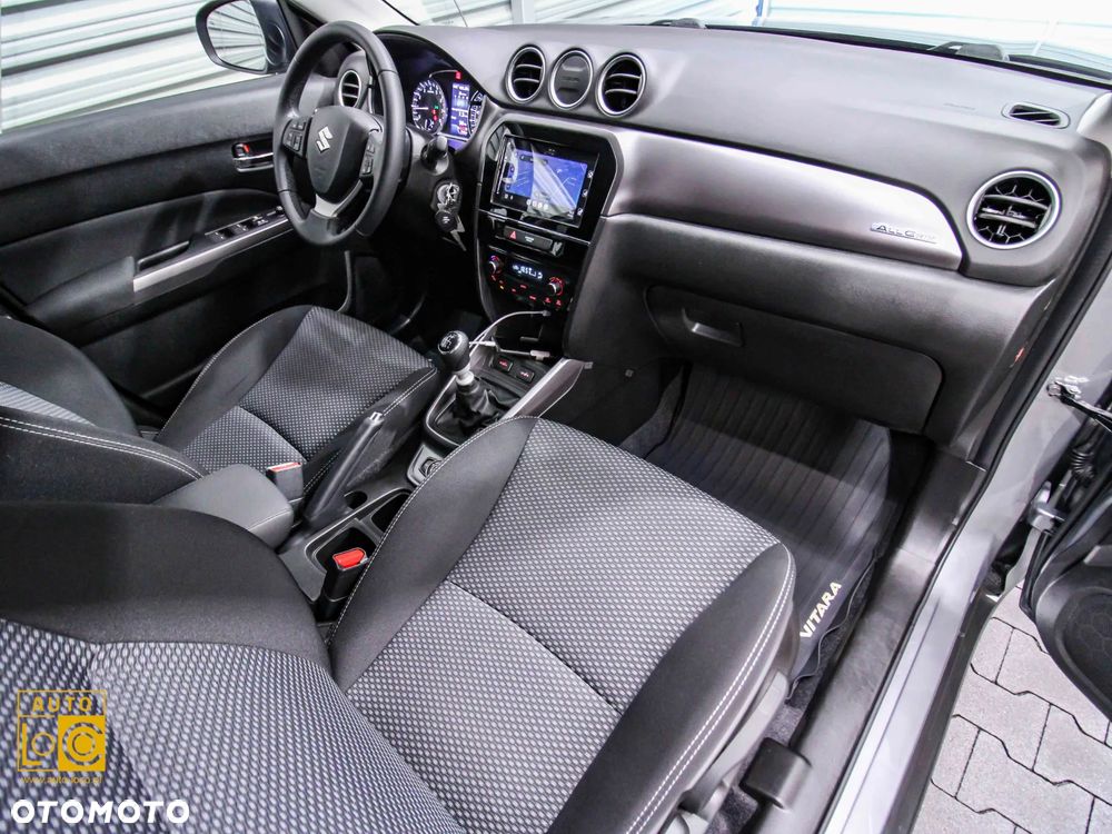 Suzuki Vitara 1.4 Boosterjet SHVS Premium 4WD - 9