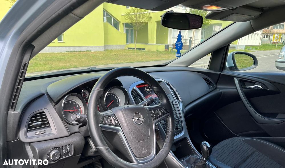 Opel Astra 1.4 Turbo ECOTEC Enjoy - 5