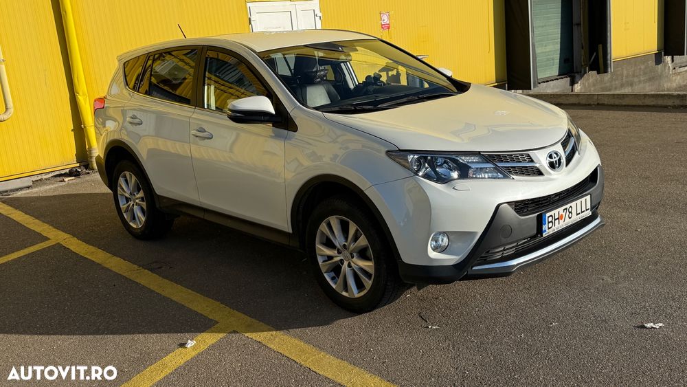 Toyota RAV4 2.2 D-4D 4x4 Automatik Edition - 4