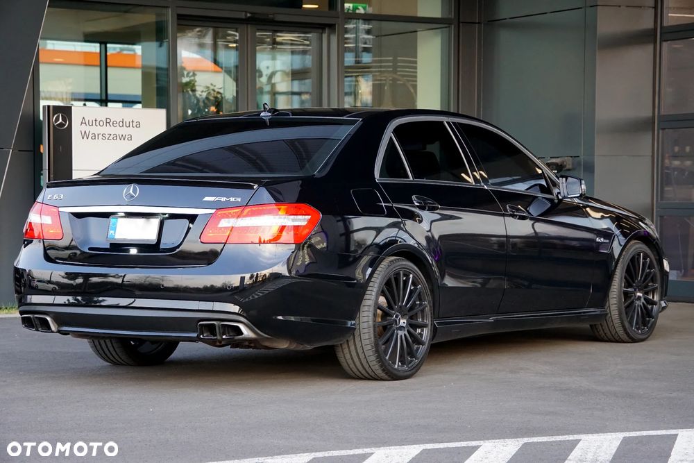 Mercedes-Benz Klasa E 63 AMG AMG Speedshift 7G-MCT - 7