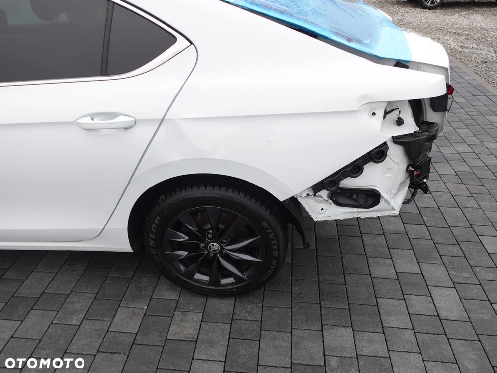 Skoda Superb 2.0 TDI DSG Selection - 12