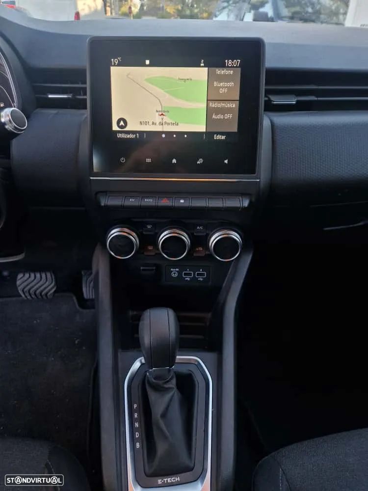 Renault Clio 1.6 E-Tech Intens - 8