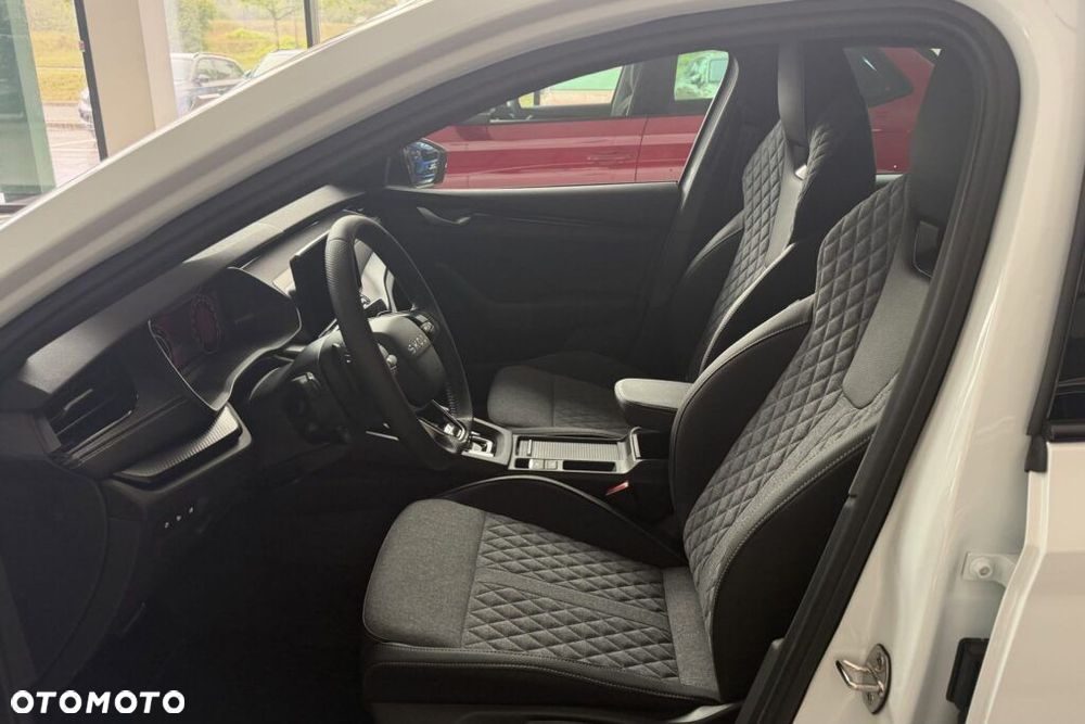 Skoda Octavia 1.5 TSI mHEV Sportline DSG - 12