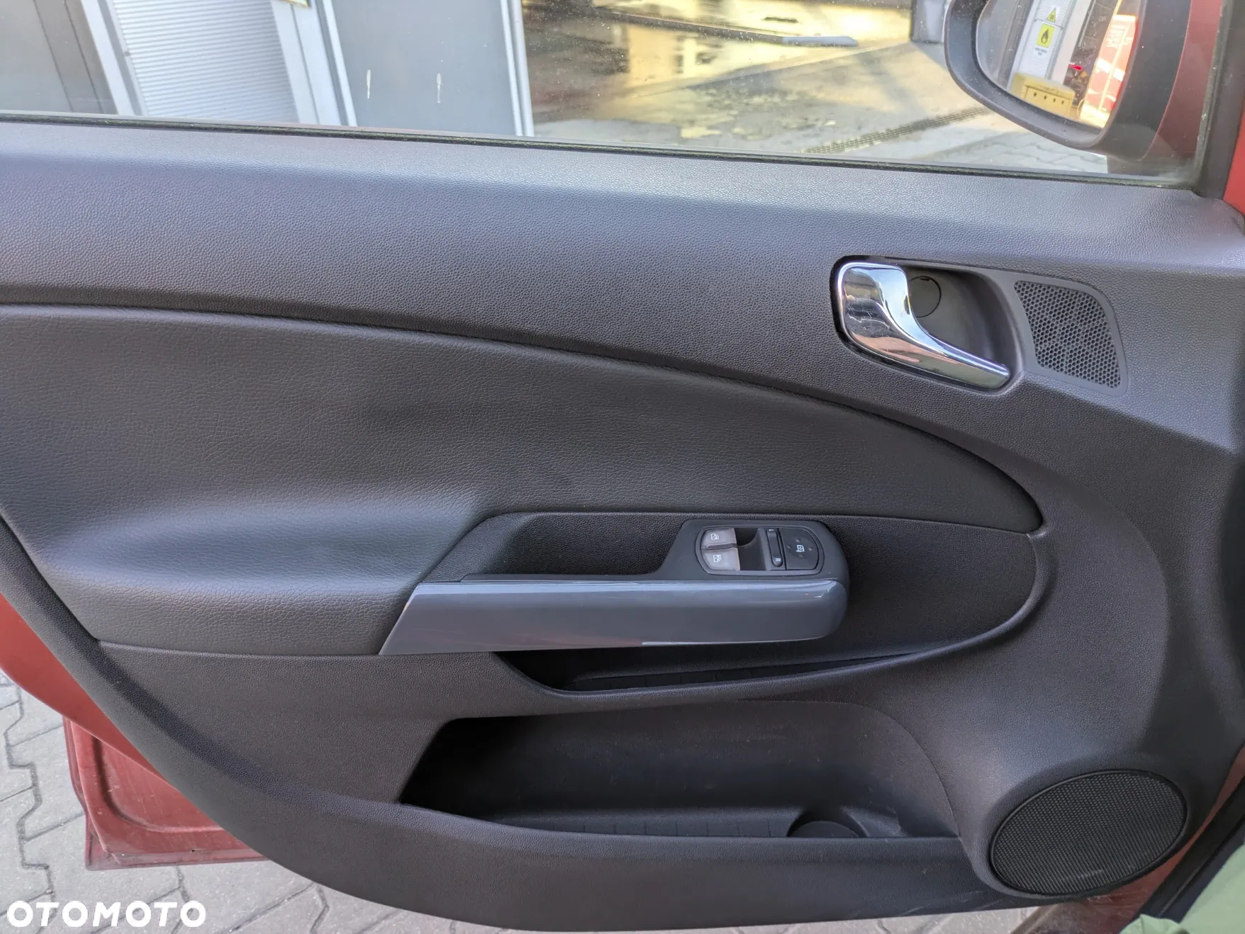 Opel Corsa 1.4 16V Cosmo - 5