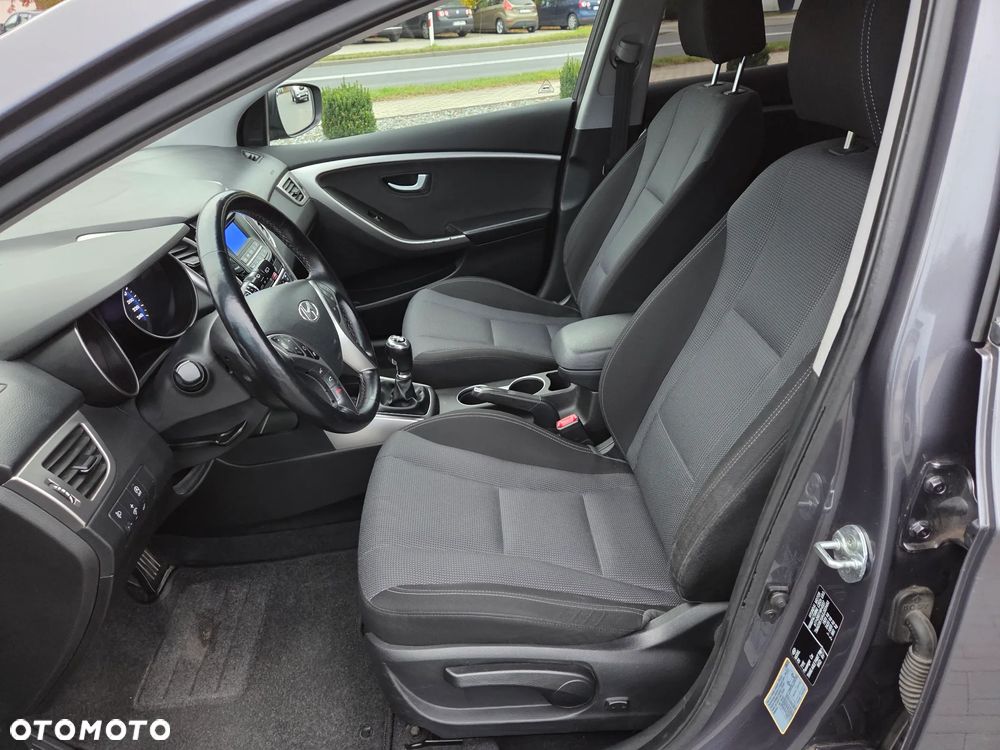 Hyundai i30 1.6 CRDI Select - 14