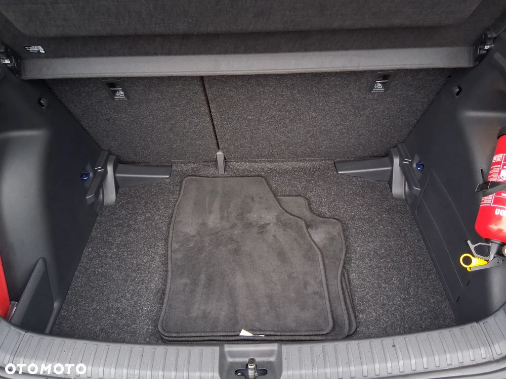 Skoda Fabia 1.0 TSI Monte Carlo - 33