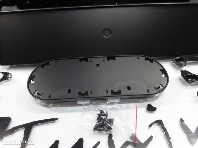 Grelha frontal AUDI A4/S4 B9 15-19 RS4 look com suporte para símbolo em preto brilhante - 6