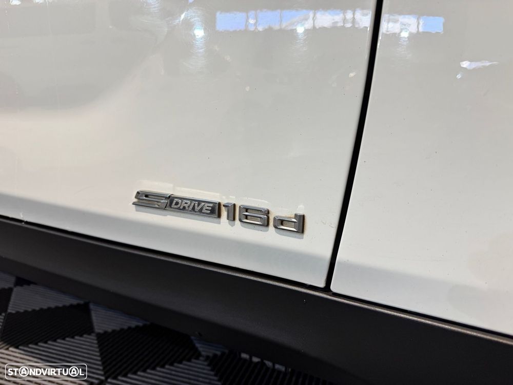 BMW X1 16 d sDrive Line Sport - 12