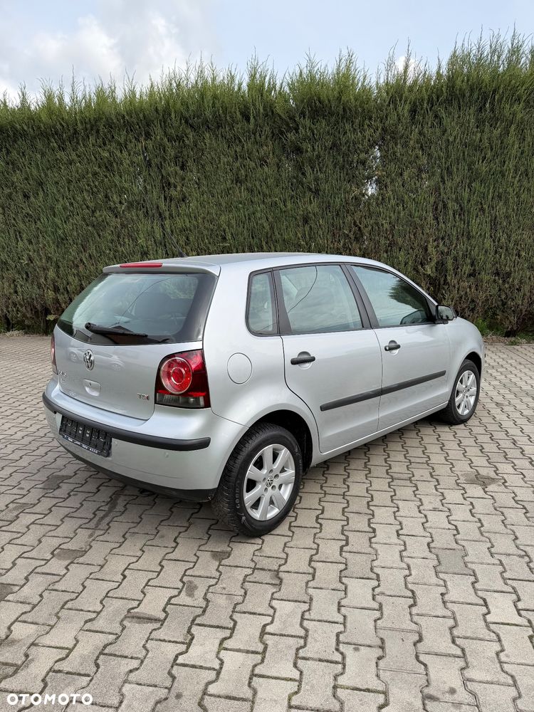 Volkswagen Polo 1.4 TDI Tour - 4