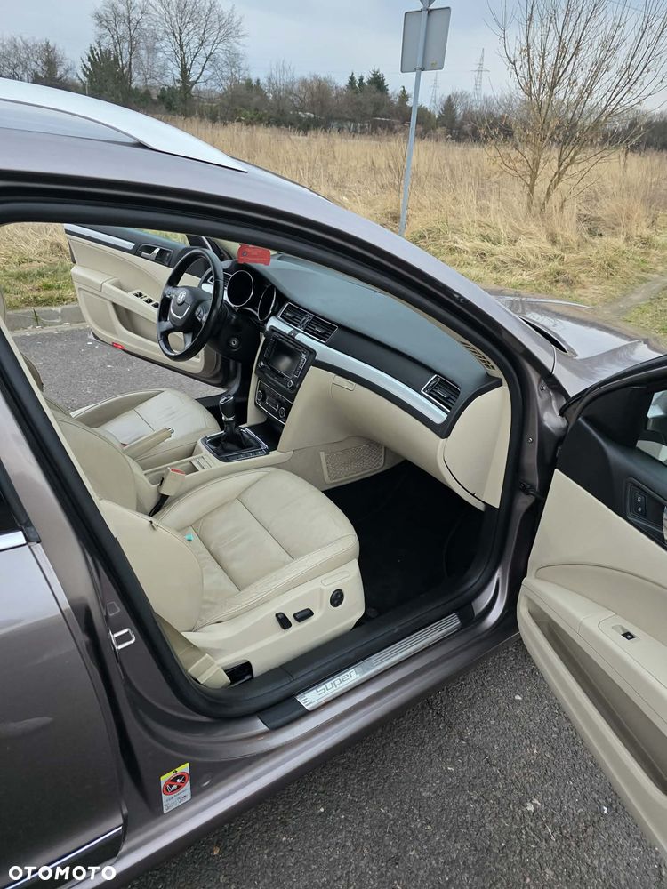 Skoda Superb 1.9 TDI Elegance - 4