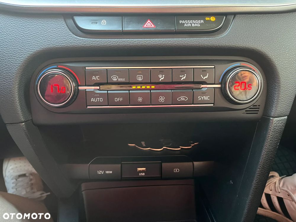 Kia Ceed 1.5 T-GDI L - 35