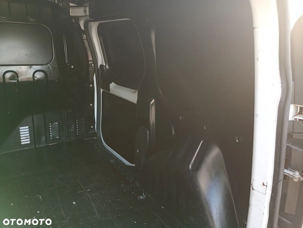 Dacia DOOKER VAN - 15