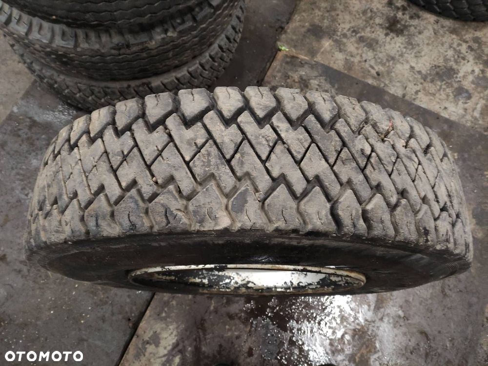 OPONA+ FELGA MATADOR 11R22,5 2012R FELGA 22,5X9 - 4