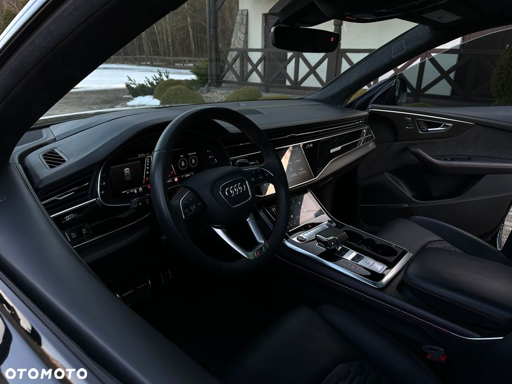 Audi RS Q8 - 24