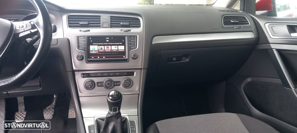 VW Golf 1.6 BlueTDI Trendline - 15