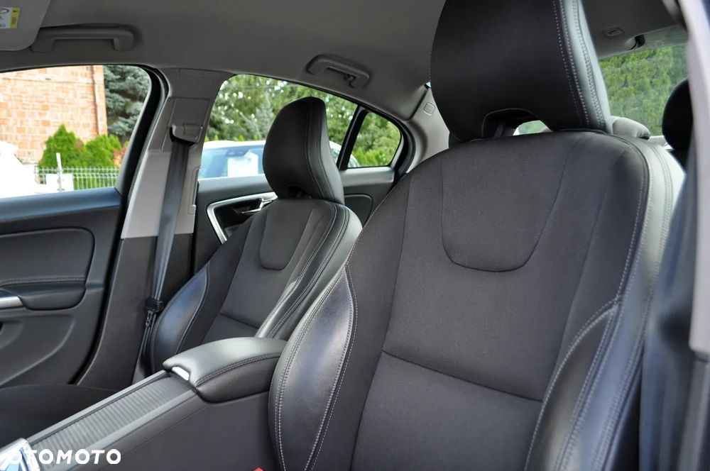 Volvo S60 - 26
