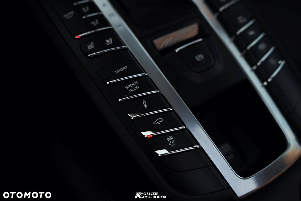 Porsche Macan GTS - 32