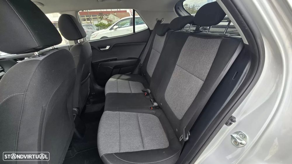 Kia Stonic 1.2 Dynamic - 18