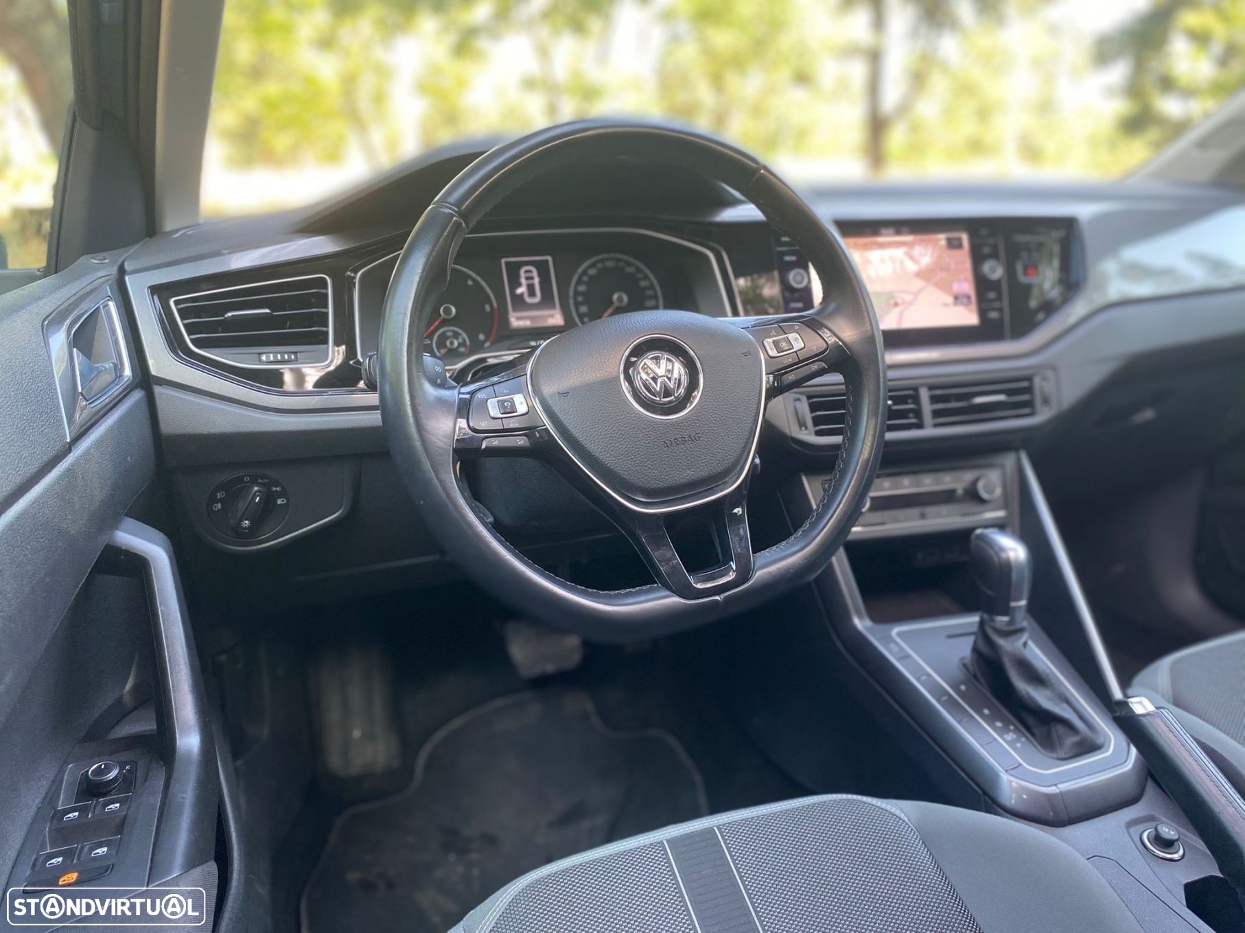 VW Polo 1.6 TDI Highline DSG - 19