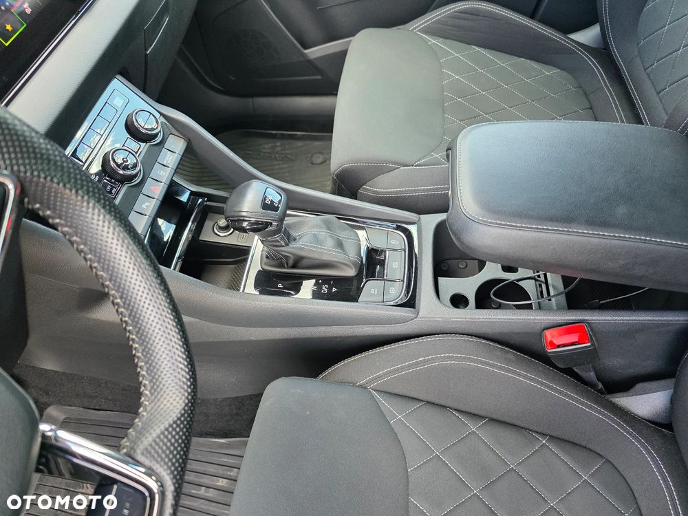 Skoda Karoq 2.0 TDI SCR 4x4 Sportline DSG - 26
