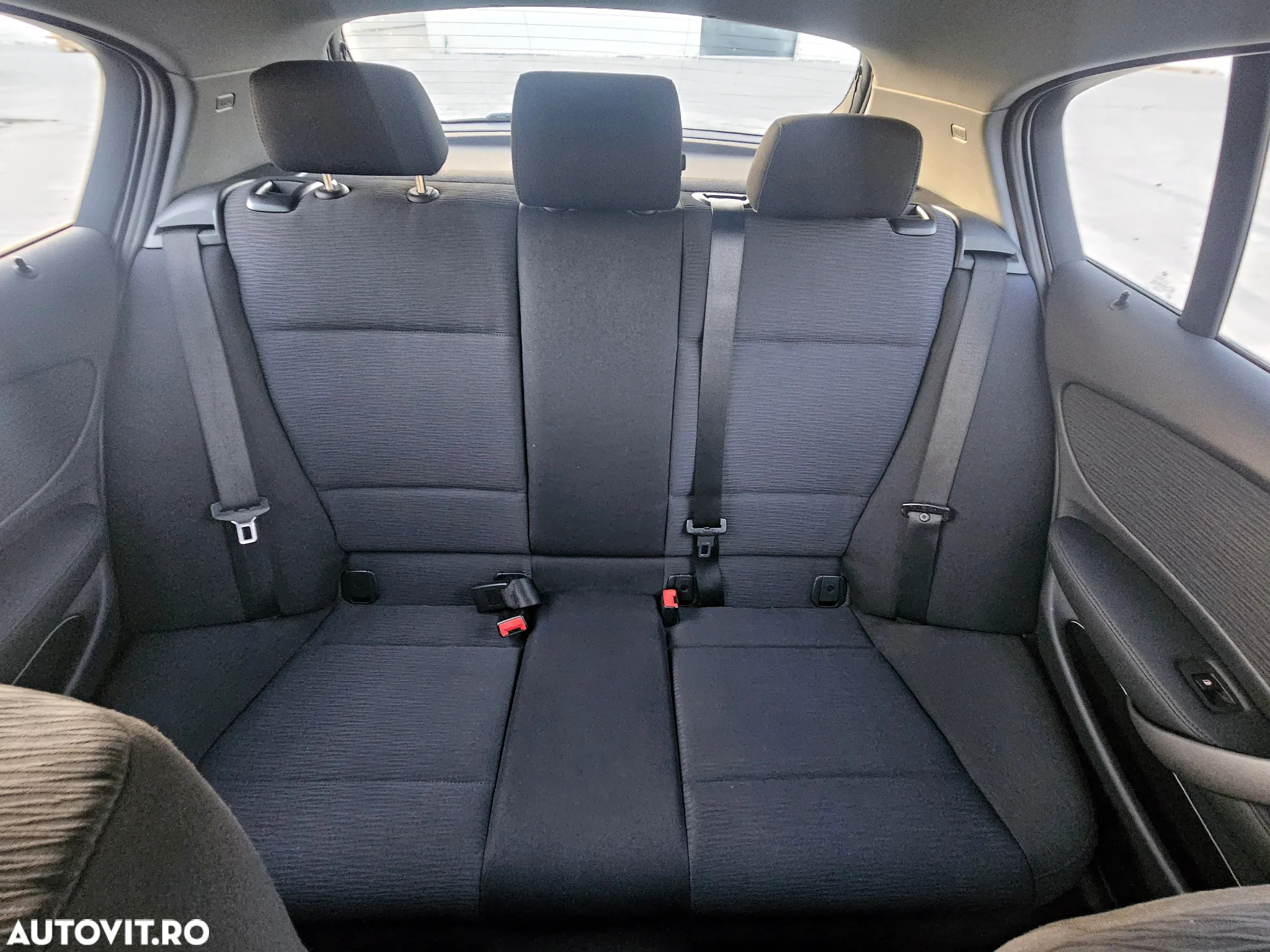 BMW Seria 1 116d DPF Edition Sport - 13