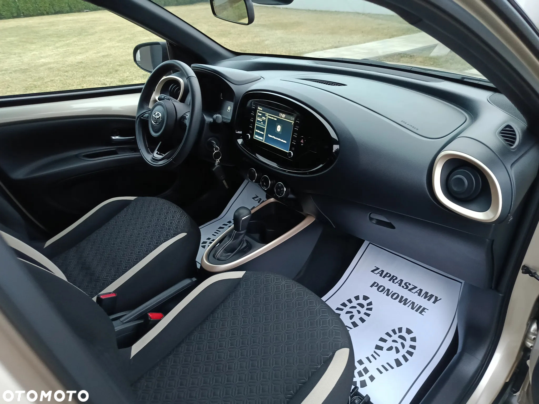 Toyota Aygo X 1.0 VVT-i Color Edition X-shift - 22