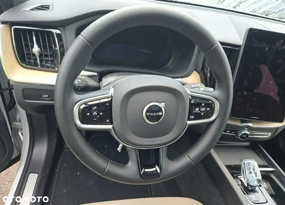 Volvo XC 60 - 8
