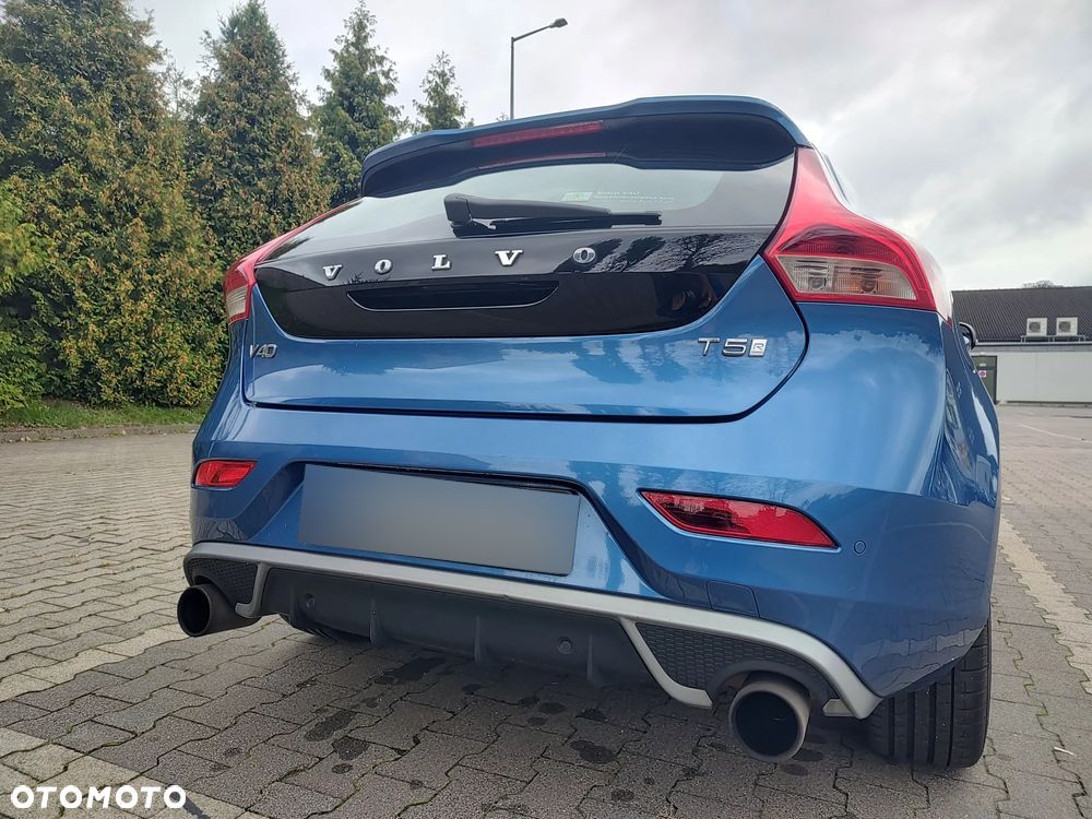 Volvo V40 T5 Drive-E R-Design Momentum - 9