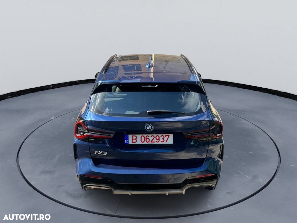 BMW iX3 - 5
