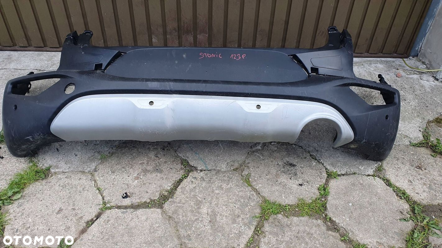 KIA Stonic Zderzak tylny tył - 4