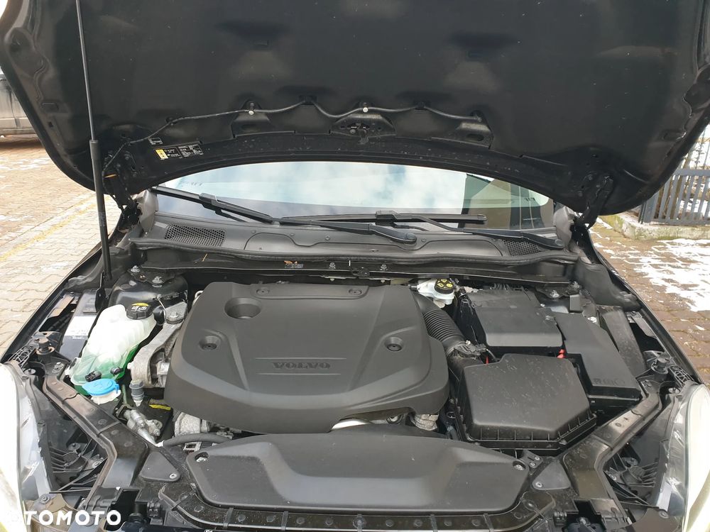 Volvo V40 D3 Inscription - 20
