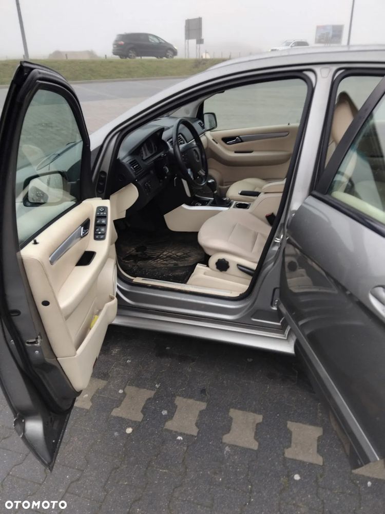 Mercedes-Benz Klasa B ver-200 - 14