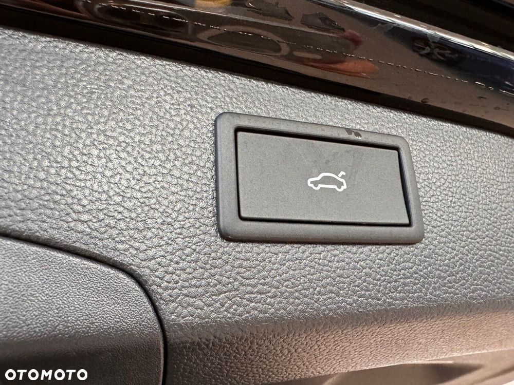 Volkswagen Passat - 22