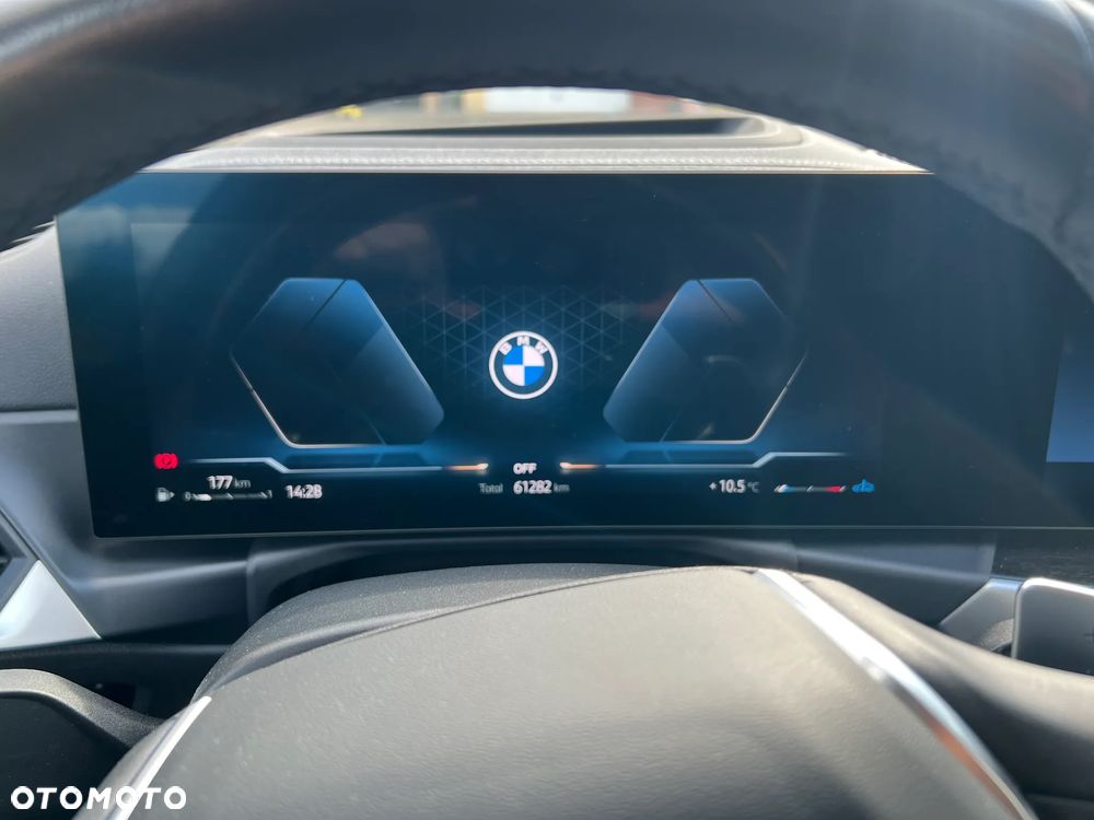 BMW Seria 3 320d xDrive Luxury Line sport - 30