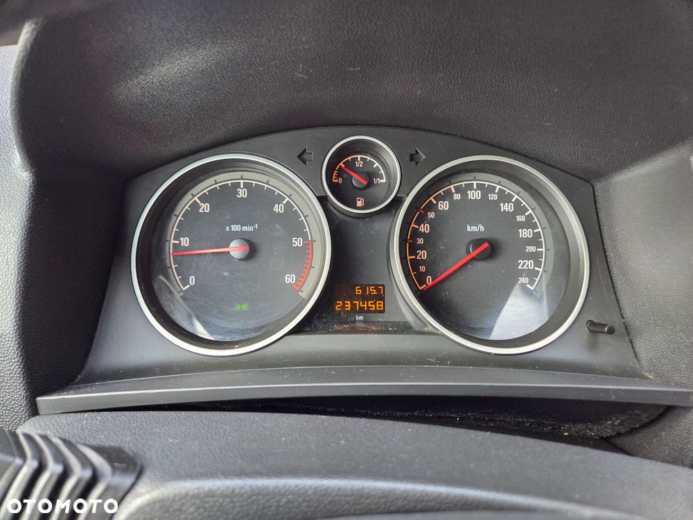 Opel Zafira 1.9 CDTI Enjoy - 17