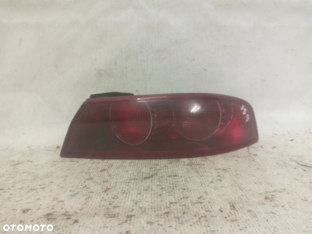 * LAMPA TYLNA PRAWA TYŁ PRAWO ALFA ROMEO 159 SEDAN - 1