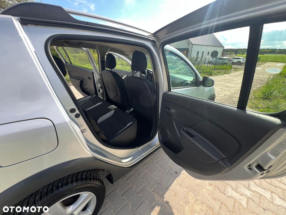 Dacia Sandero Stepway - 16
