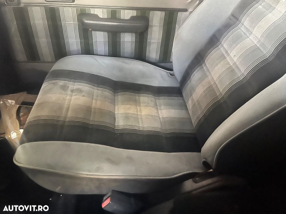 Toyota Land Cruiser - 9