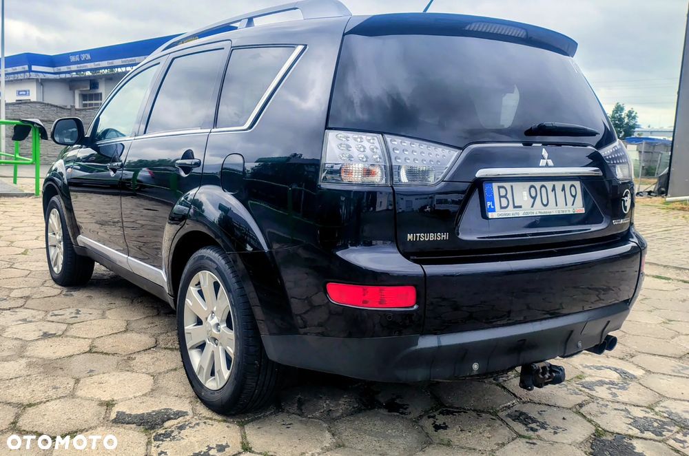 Mitsubishi Outlander 2.0 DID Intense + - 6