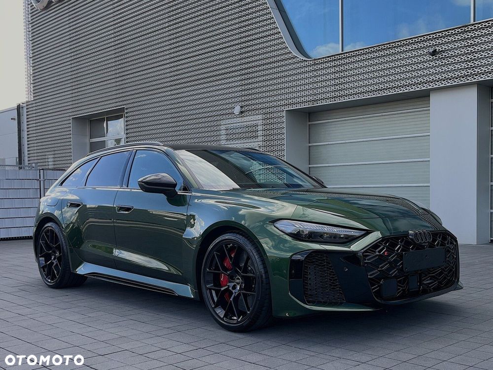 Audi RS5 Avant - 10