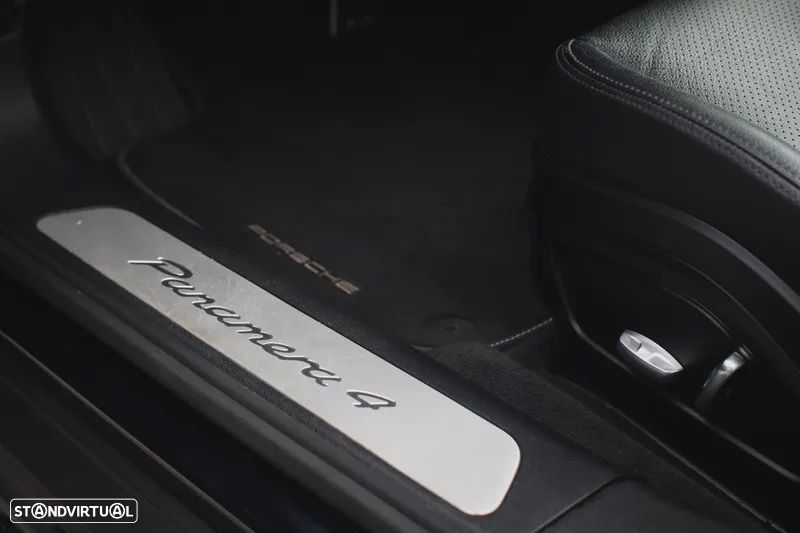 Porsche Panamera Sport Turismo 4 E-Hybrid Platinum Edition - 59