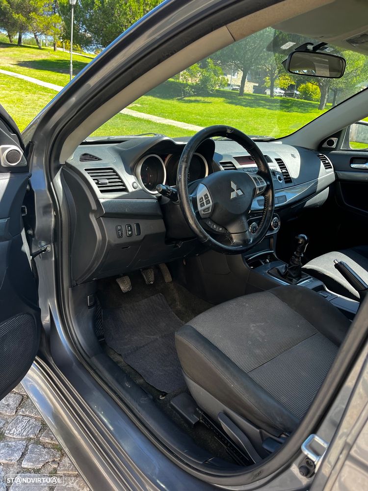 Mitsubishi Lancer Sportback - 22