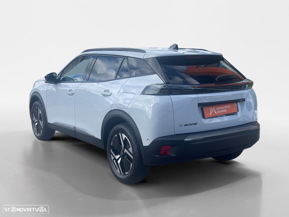 Peugeot e-2008 54 kWh Allure - 3